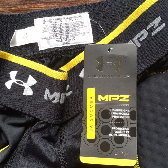 NWT UA compression hot gear series - Picture 2 of 8